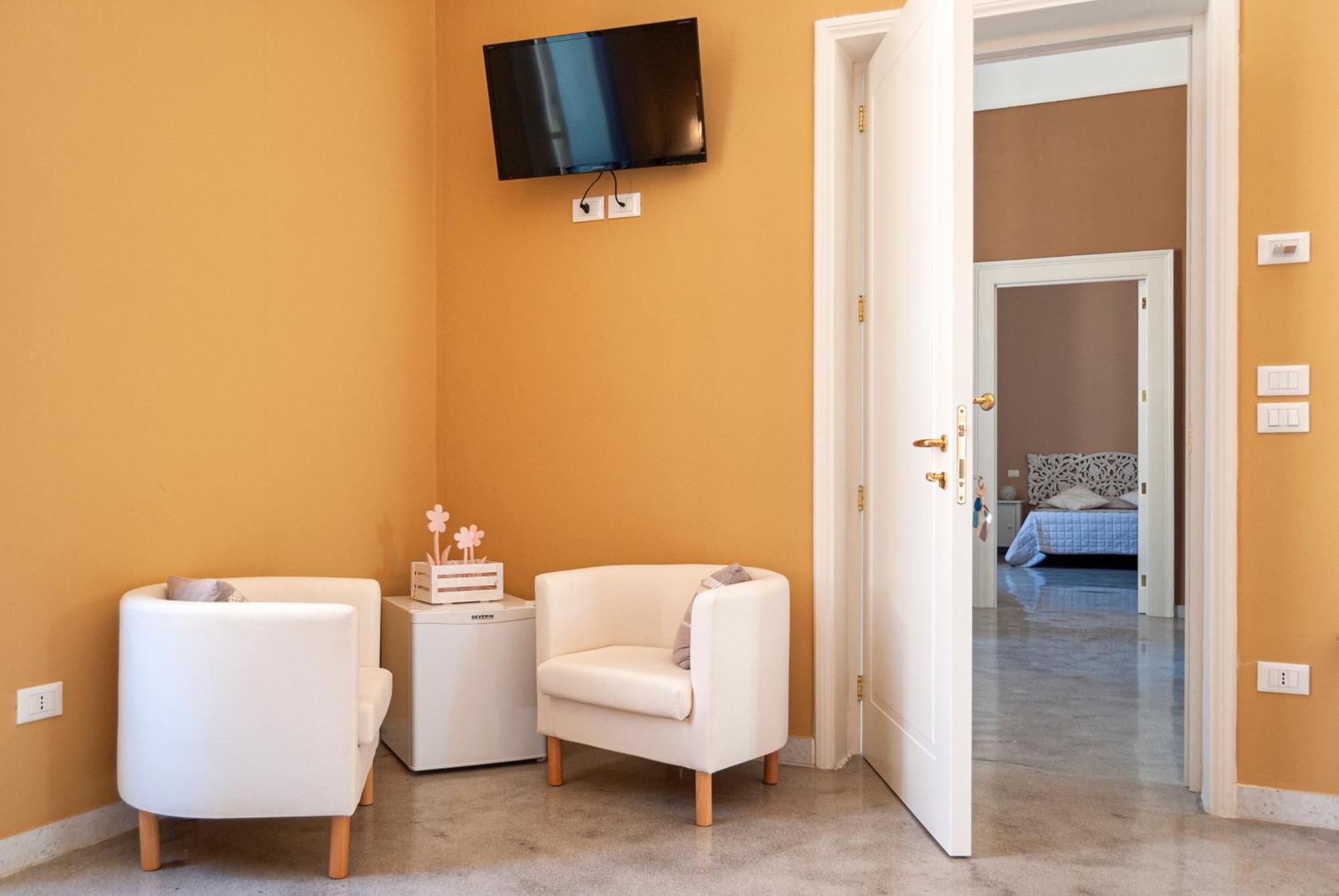 La Pigna Bianca Suites Lecce Buitenkant foto